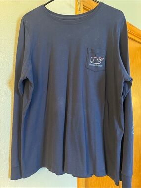 Women’s long sleeve Vineyard Vines shirt